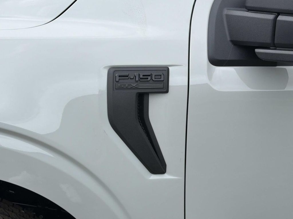 2026 FORD F-150 STX — миниатюра 12