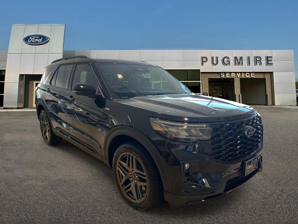 New 2026 Ford Explorer ST-Line