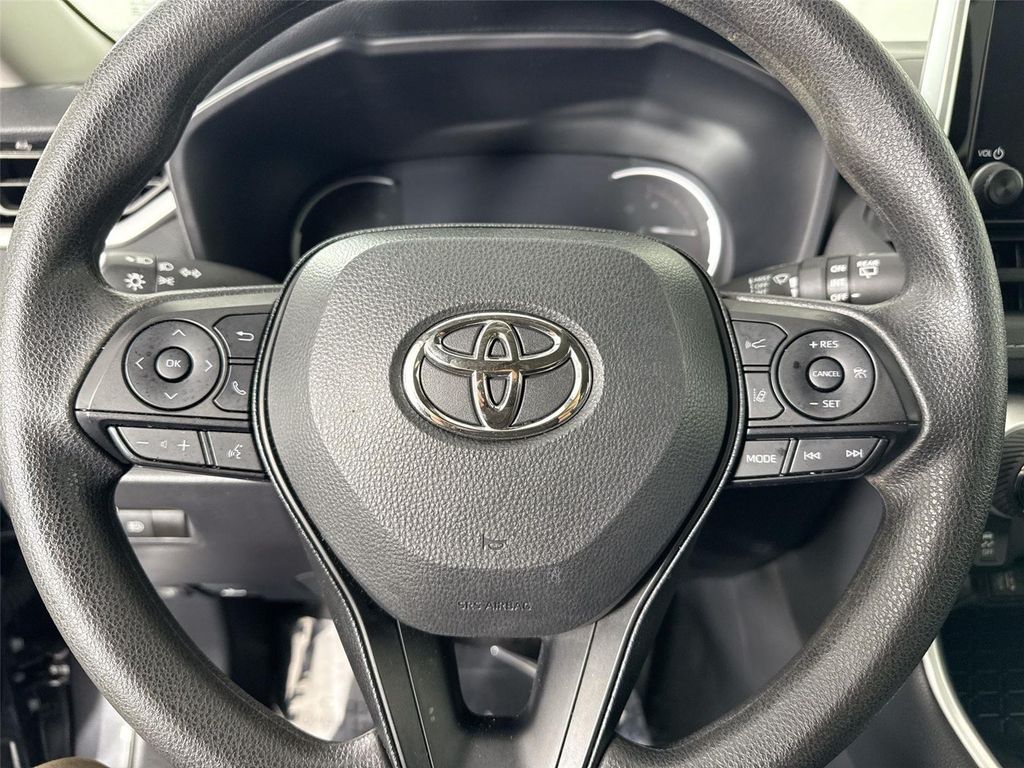 2025 Toyota RAV4 XLE 缩略图 15