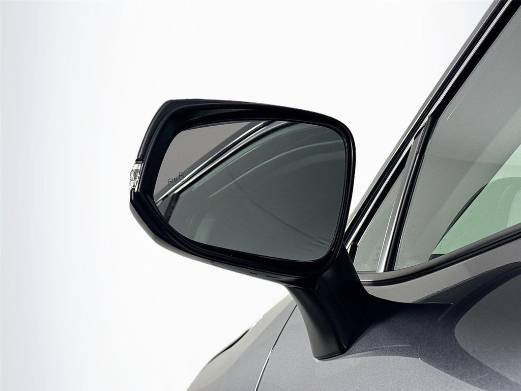 2025 Toyota RAV4 XLE 照片 5