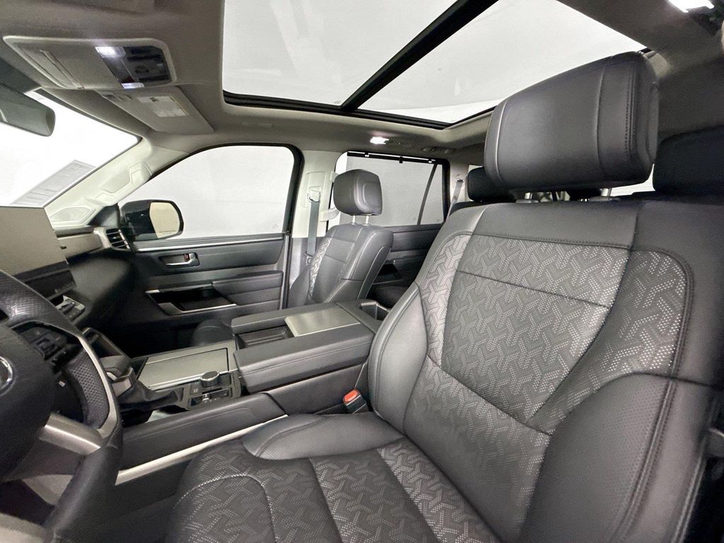 2024 Toyota SEQUOIA LIMITED photo 3