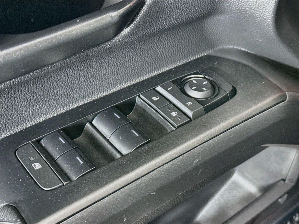 صورة مصغرة 29 لـ 2024 Toyota TACOMA HYBRID TRD PRO