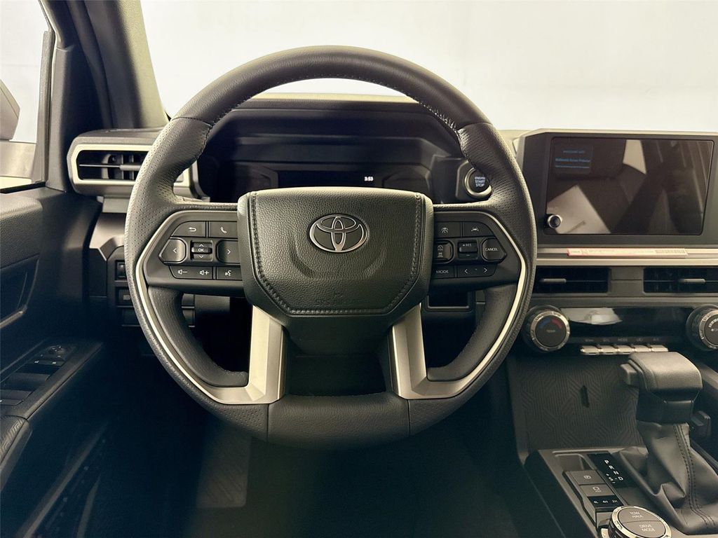 صورة مصغرة 31 لـ 2026 Toyota 4RUNNER SR5