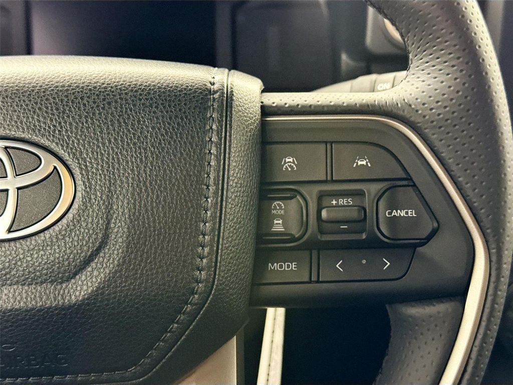 صورة مصغرة 21 لـ 2026 Toyota 4RUNNER SR5