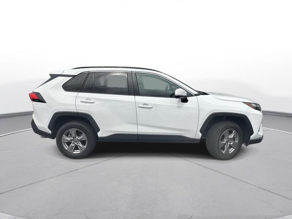 TOYOTA RAV4 - 5
