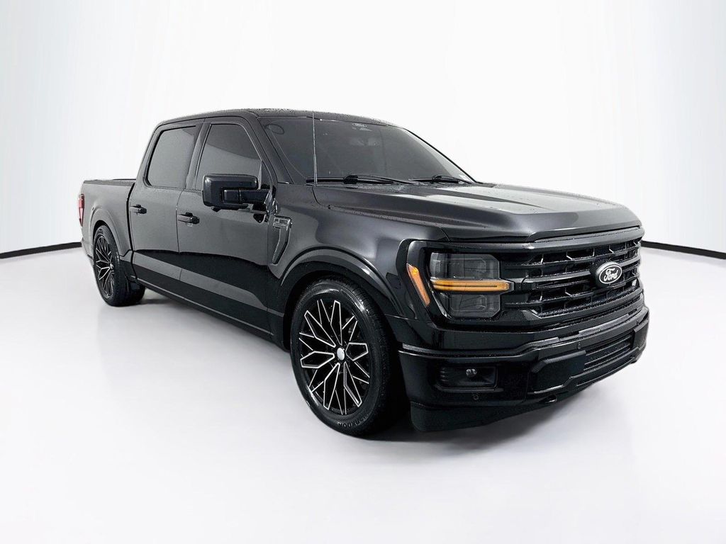 صورة 10 لـ 2024 FORD F-150 XLT