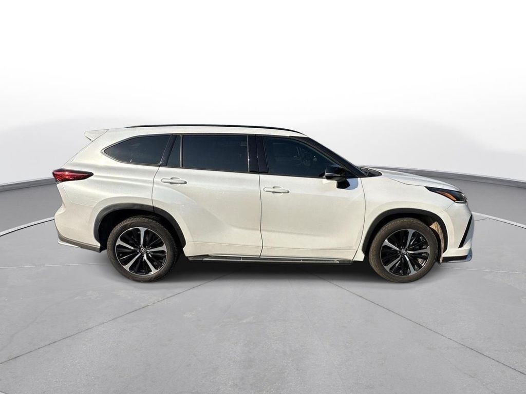 TOYOTA HIGHLANDER - 5