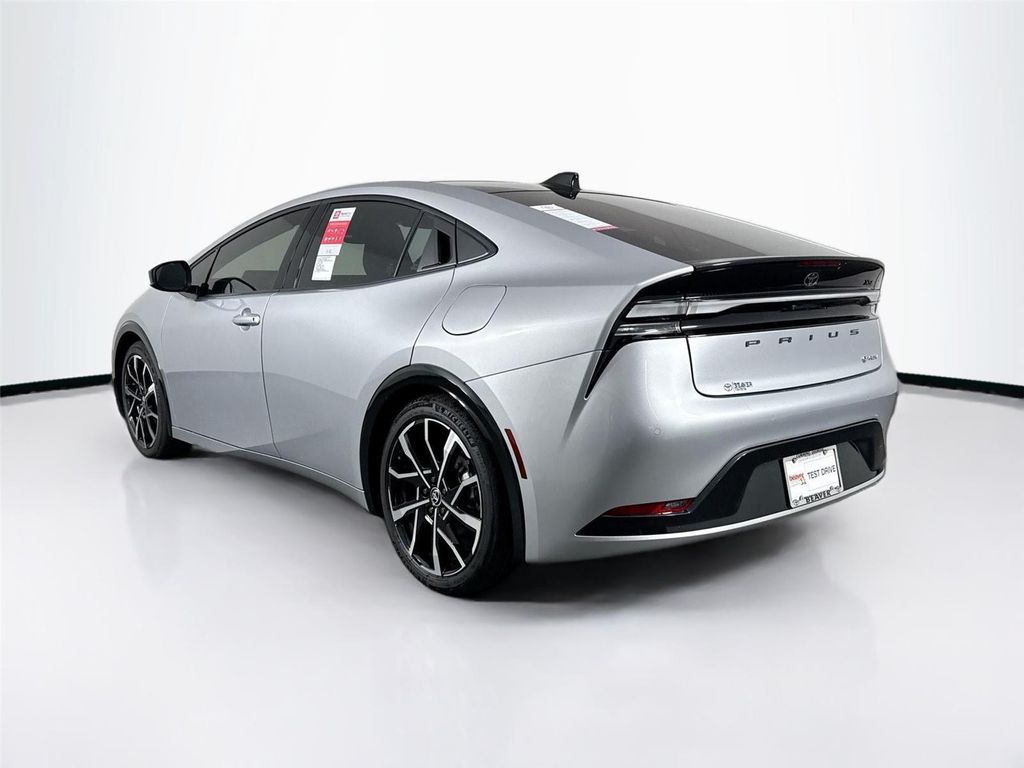 2026 Toyota PRIUS PLUG-IN HYBRID XSE 缩略图 13