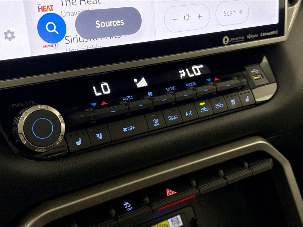 صورة مصغرة 27 لـ 2023 Toyota TUNDRA LIMITED