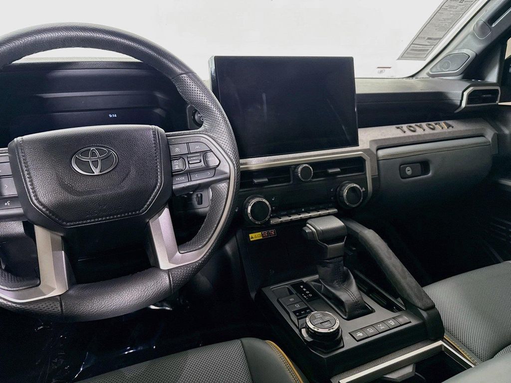 2024 Toyota TACOMA HYBRID TRAILHUNTER — миниатюра 33