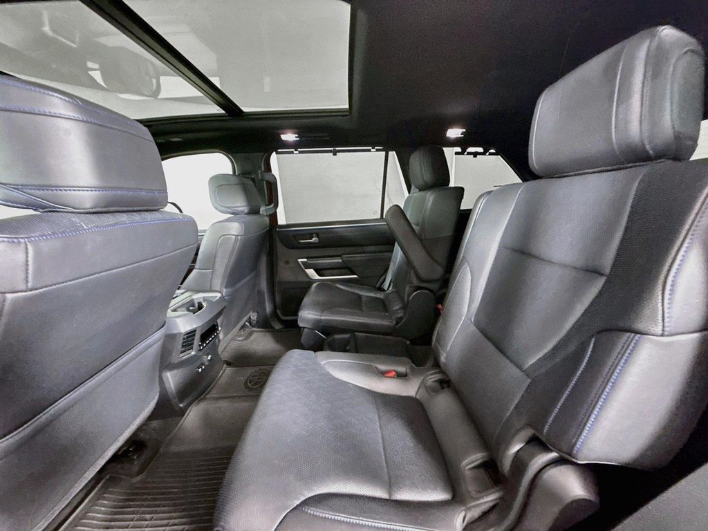 2023 Toyota SEQUOIA PLATINUM 照片 33