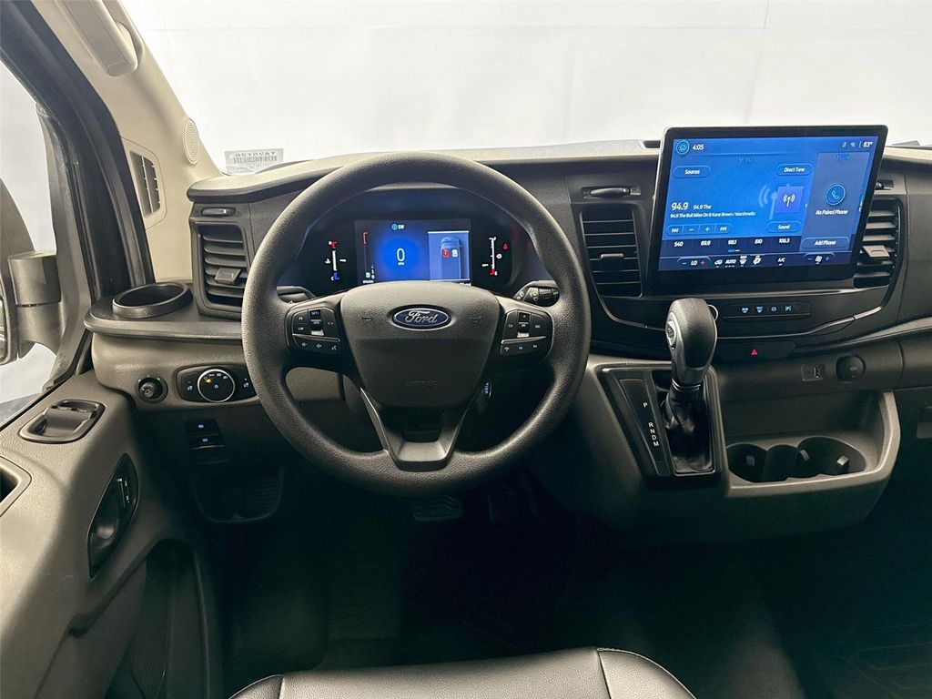 صورة مصغرة 30 لـ 2026 FORD TRANSIT-250 BASE