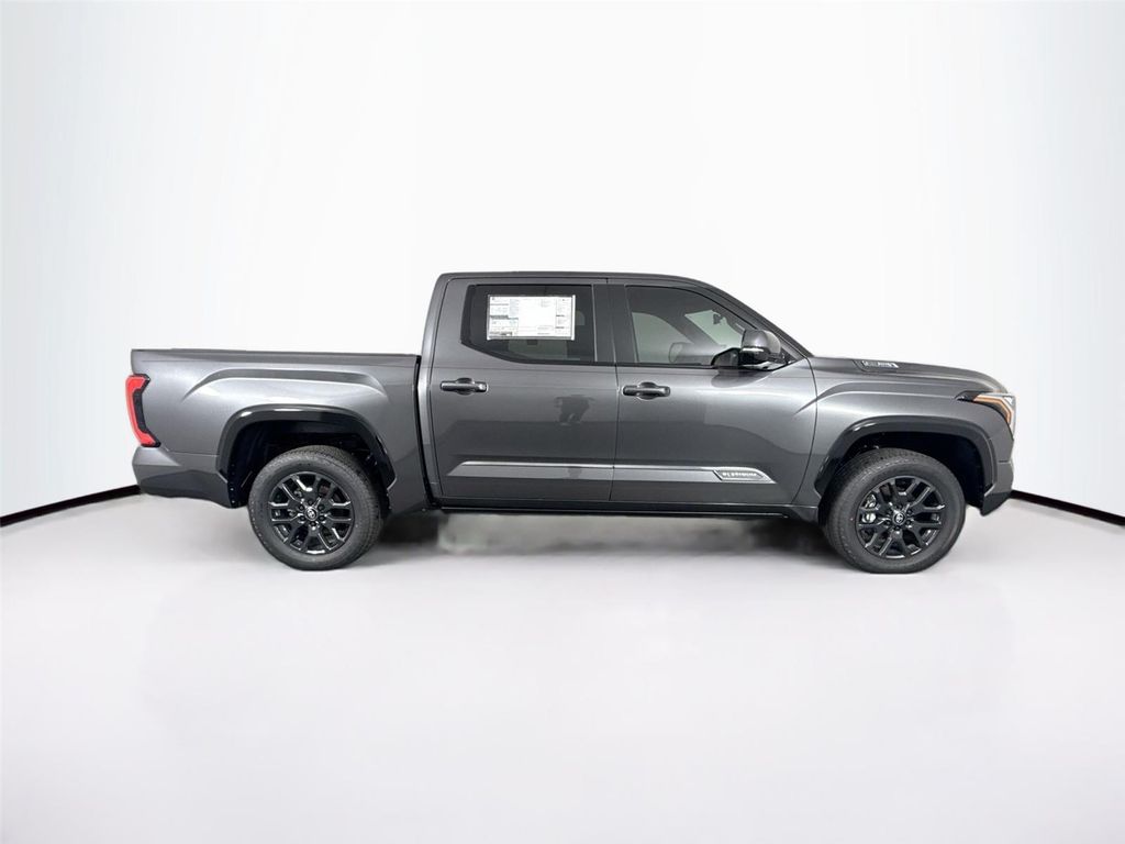 TOYOTA TUNDRA - 5
