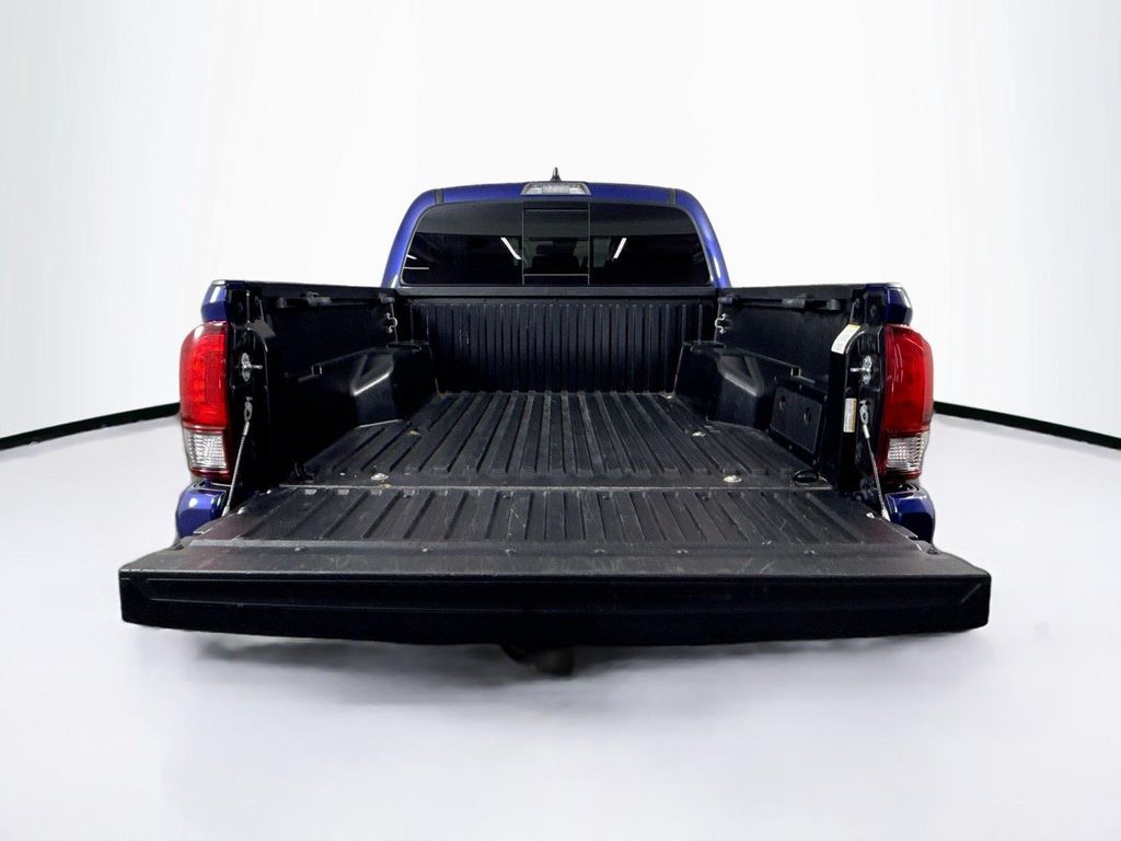 2022 Toyota TACOMA SR5 缩略图 32