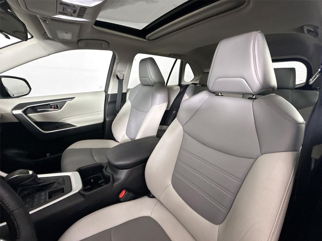 2022 Toyota RAV4 XLE PREMIUM 缩略图 3