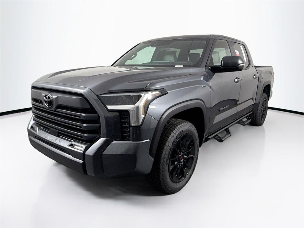 TOYOTA TUNDRA - 2