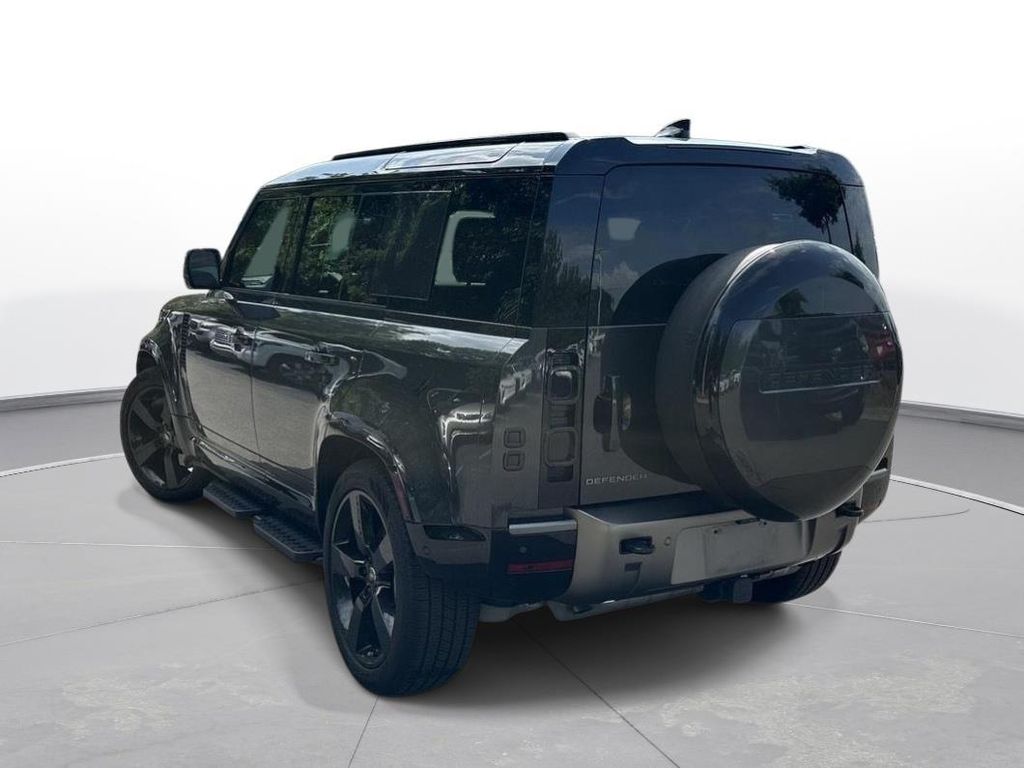 صورة 8 لـ 2025 LAND Rover DEFENDER 110 P400 X-DYNAMIC SE
