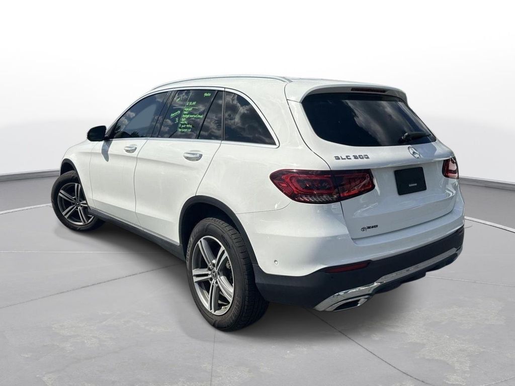 2021 Mercedes-BENZ GLC — фото 8