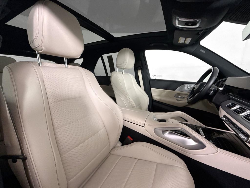 2025 Mercedes-BENZ GLE — миниатюра 44