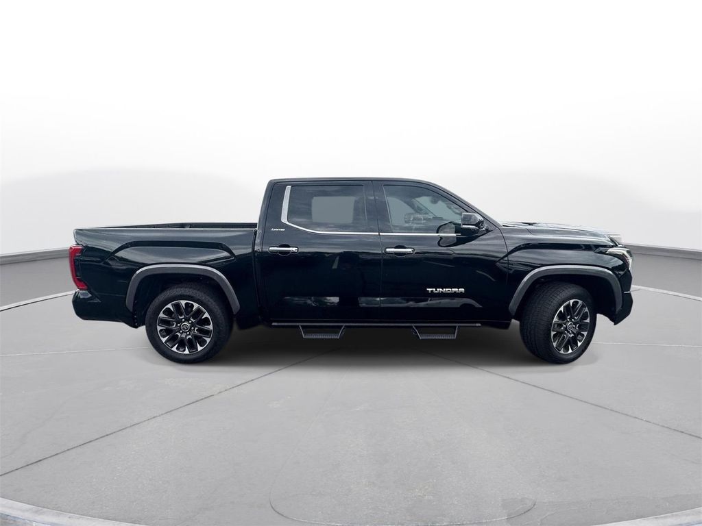 2023 Toyota TUNDRA LIMITED photo 5