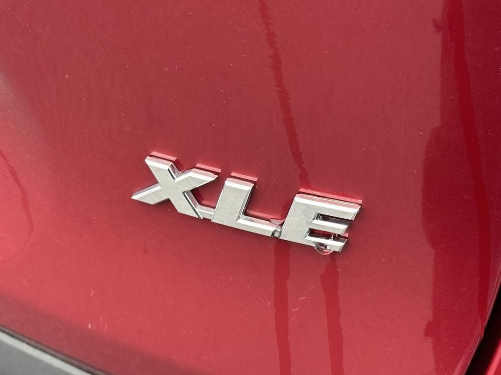 2025 Toyota RAV4 XLE 缩略图 47