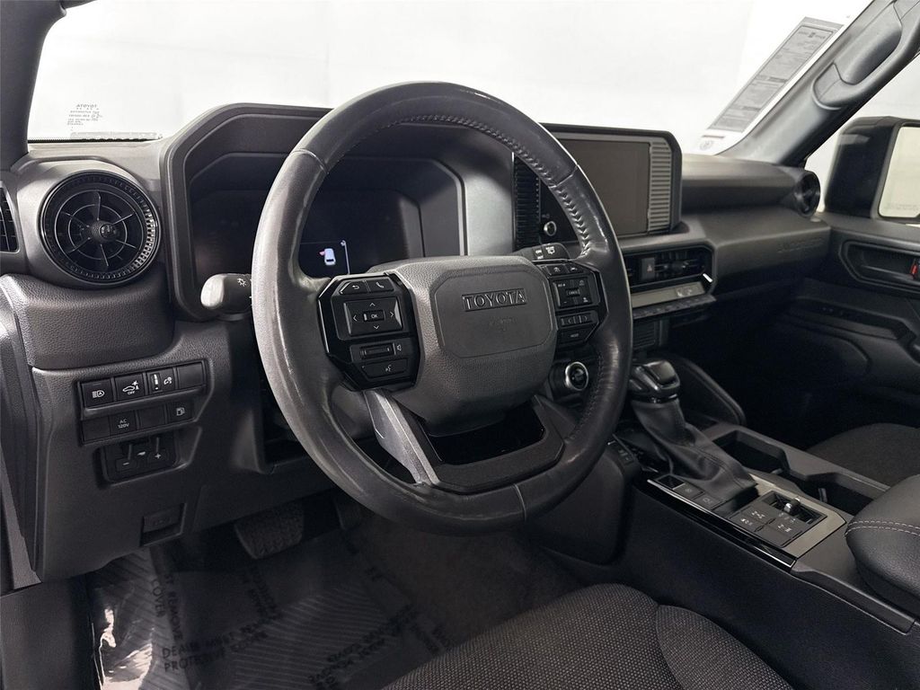 TOYOTA LAND CRUISER - 4