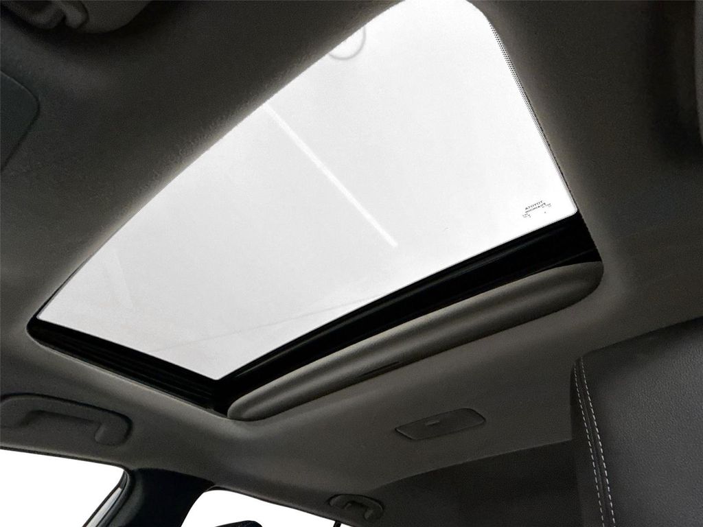 TOYOTA COROLLA CROSS - 6