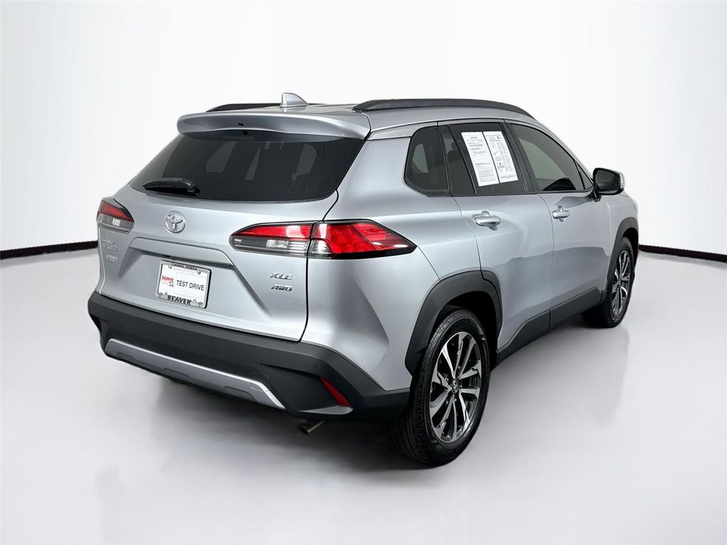 TOYOTA COROLLA CROSS - 2