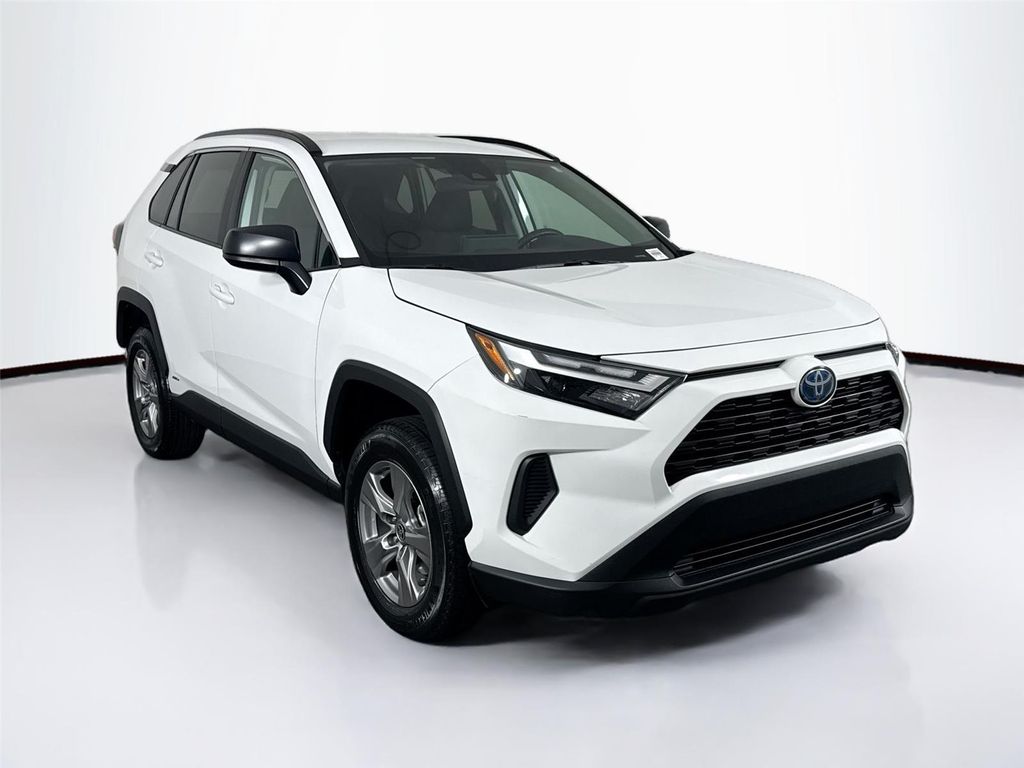 TOYOTA RAV4 - 8