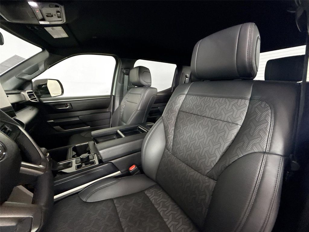 2025 Toyota TUNDRA SR5 照片 3