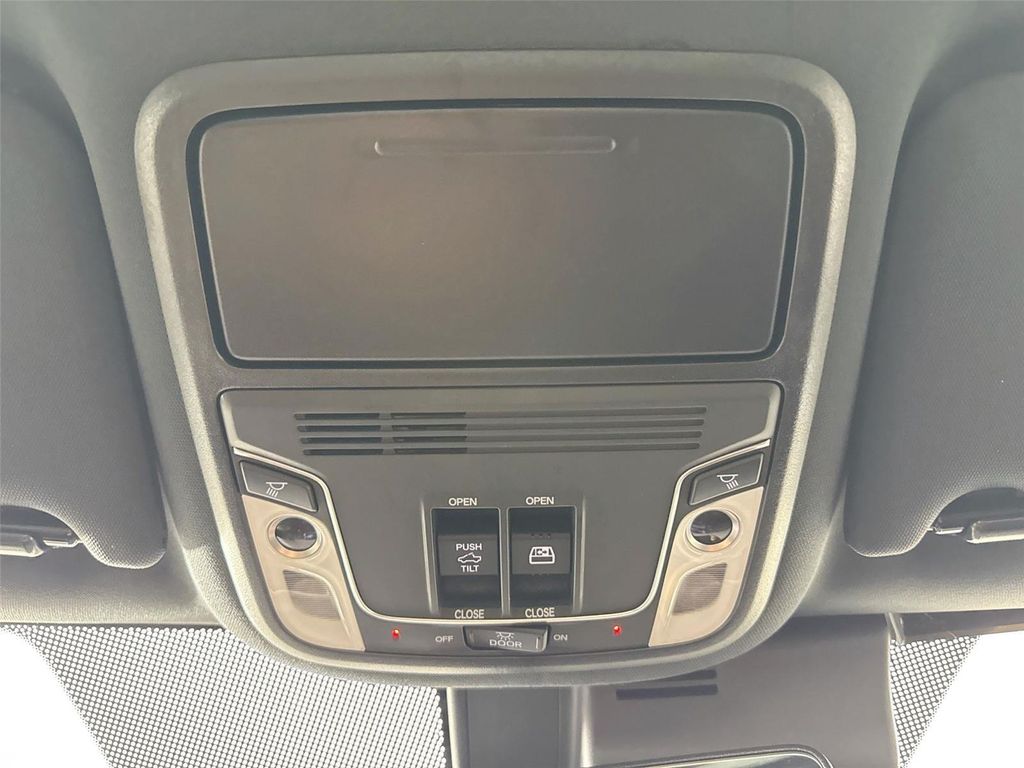 صورة مصغرة 23 لـ 2025 Honda RIDGELINE BLACK
