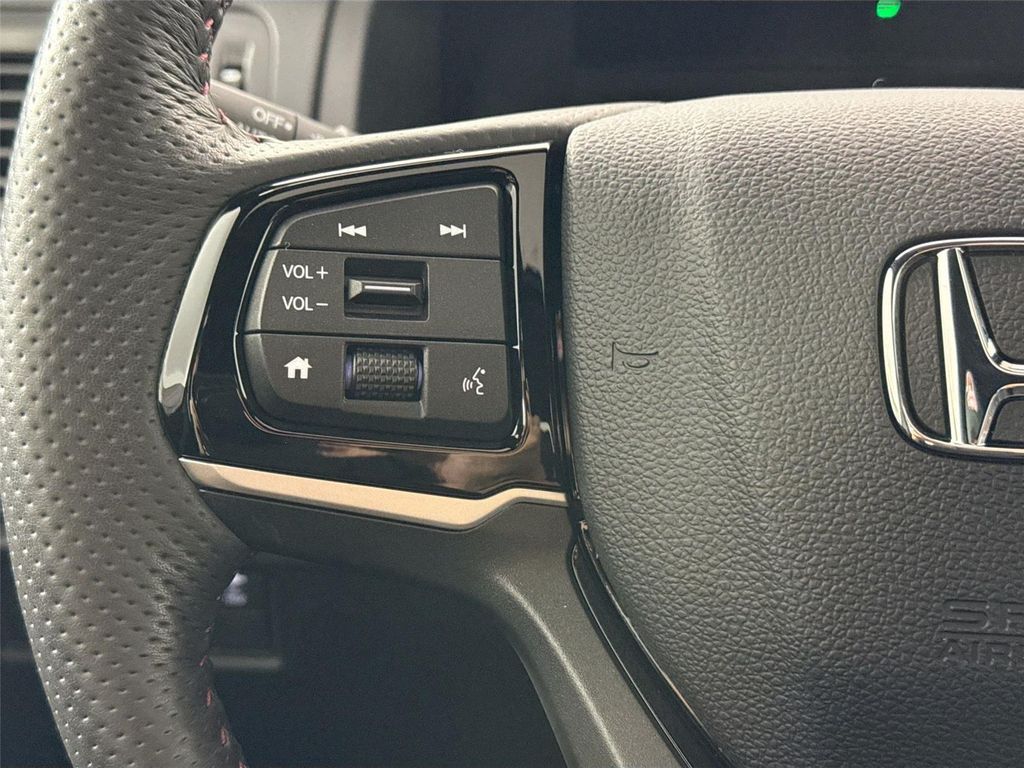 صورة مصغرة 17 لـ 2025 Honda RIDGELINE BLACK