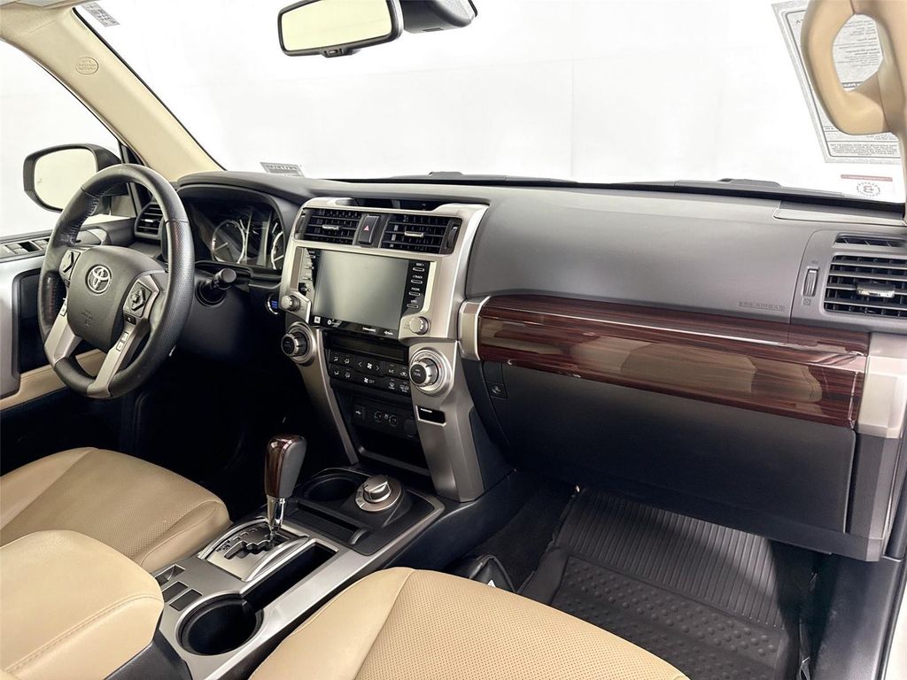 2023 Toyota 4RUNNER LIMITED — миниатюра 47