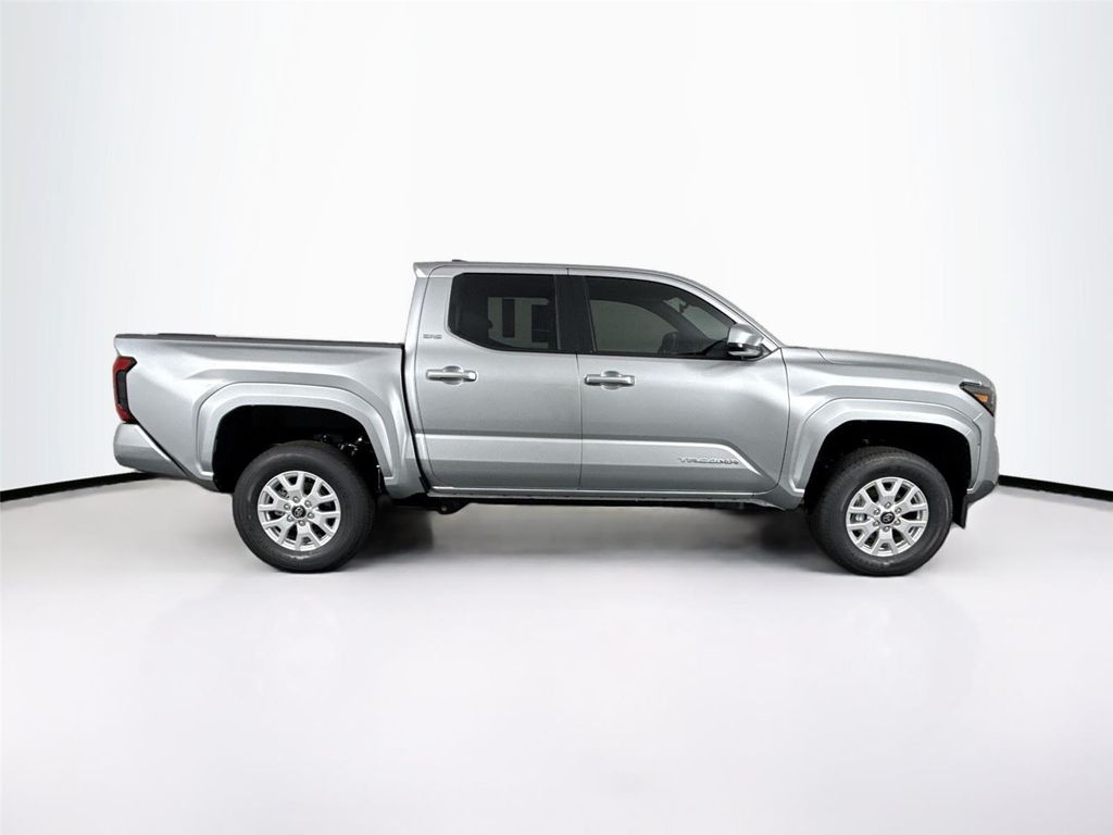 2026 Toyota TACOMA SR5 照片 6