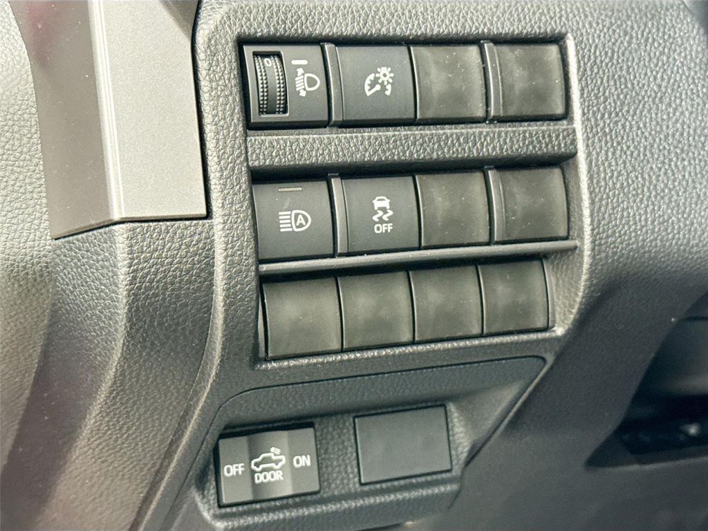 2026 Toyota TACOMA SR5 — миниатюра 17