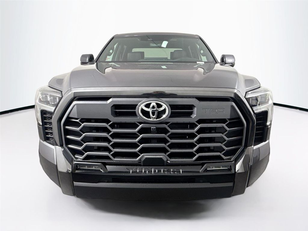 TOYOTA TUNDRA - 4