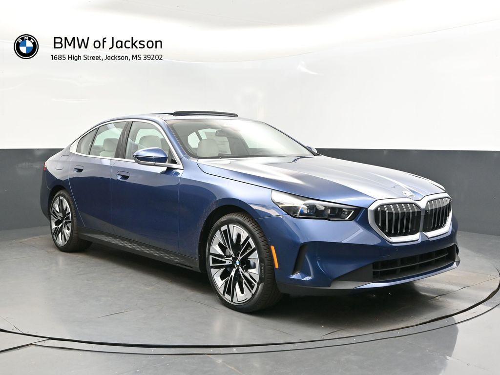 New 2026 BMW 530 i