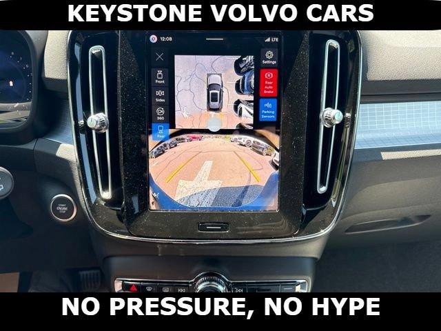 صورة مصغرة 23 لـ 2026 Volvo XC40 B5 ULTRA BLACK EDITION