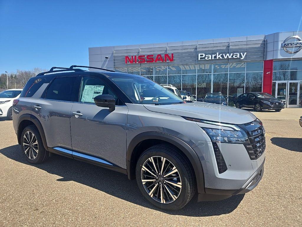 New 2026 Nissan Pathfinder Platinum