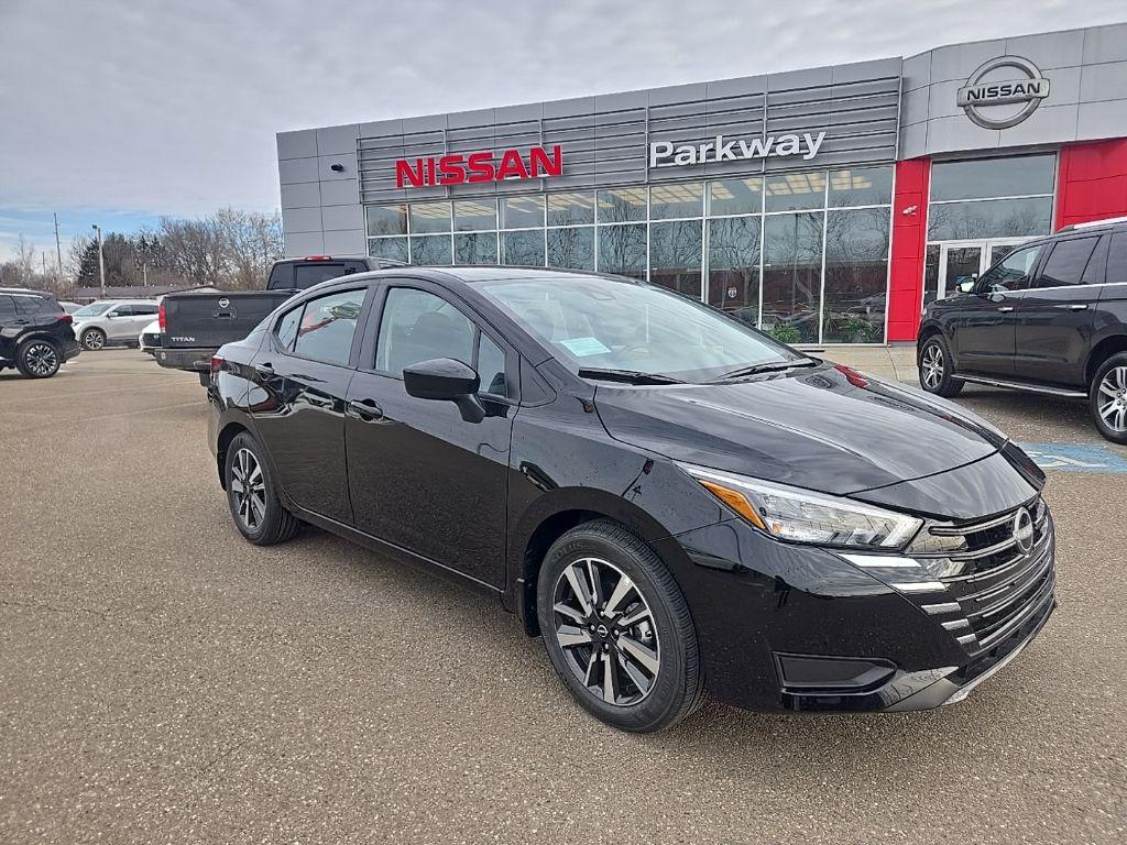 New 2025 Nissan Versa 1.6 SV