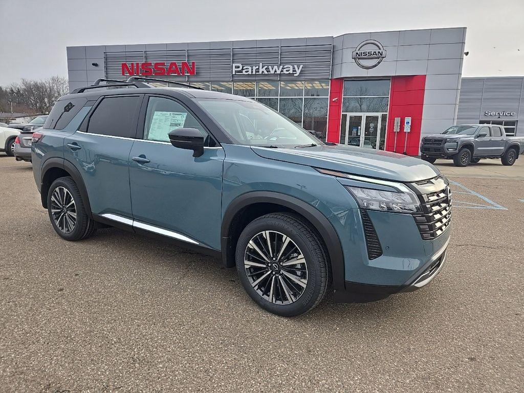 New 2026 Nissan Pathfinder Platinum