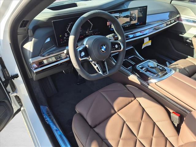 صورة 3 لـ 2026 BMW 740 XDRIVE