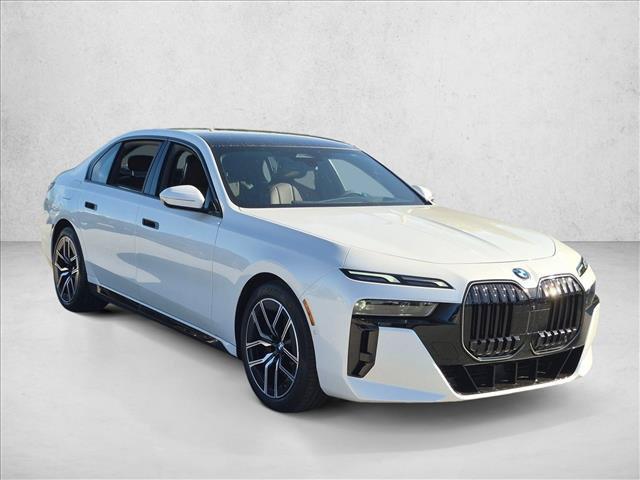 صورة 6 لـ 2026 BMW 740 XDRIVE