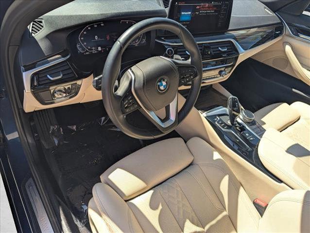صورة 10 لـ 2023 BMW 530 I