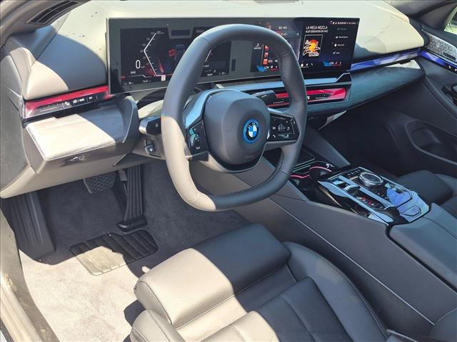 2027 BMW I5 EDRIVE40 — фото 3