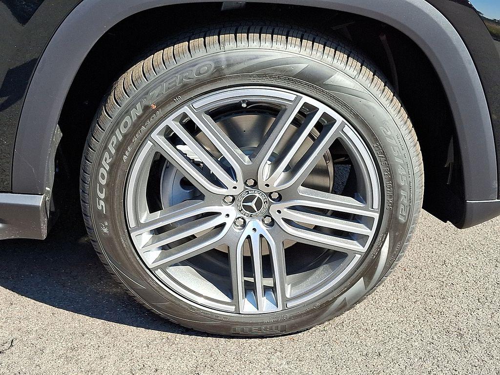 MERCEDES-BENZ GLS - 8