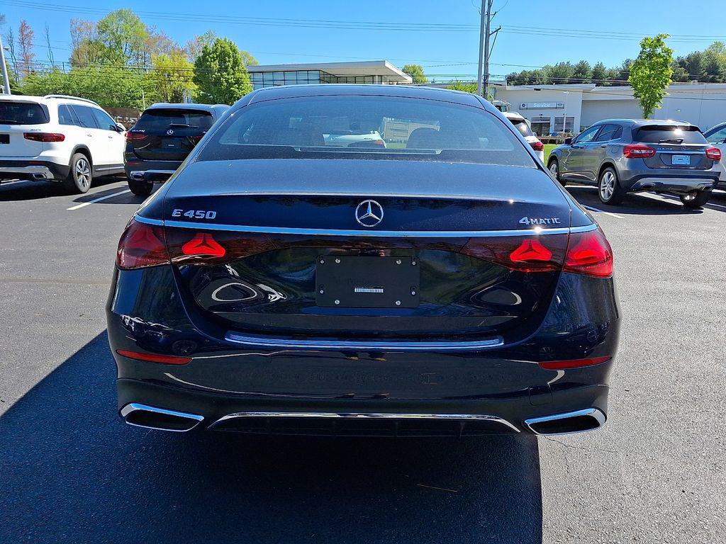 MERCEDES-BENZ E-CLASS - 5