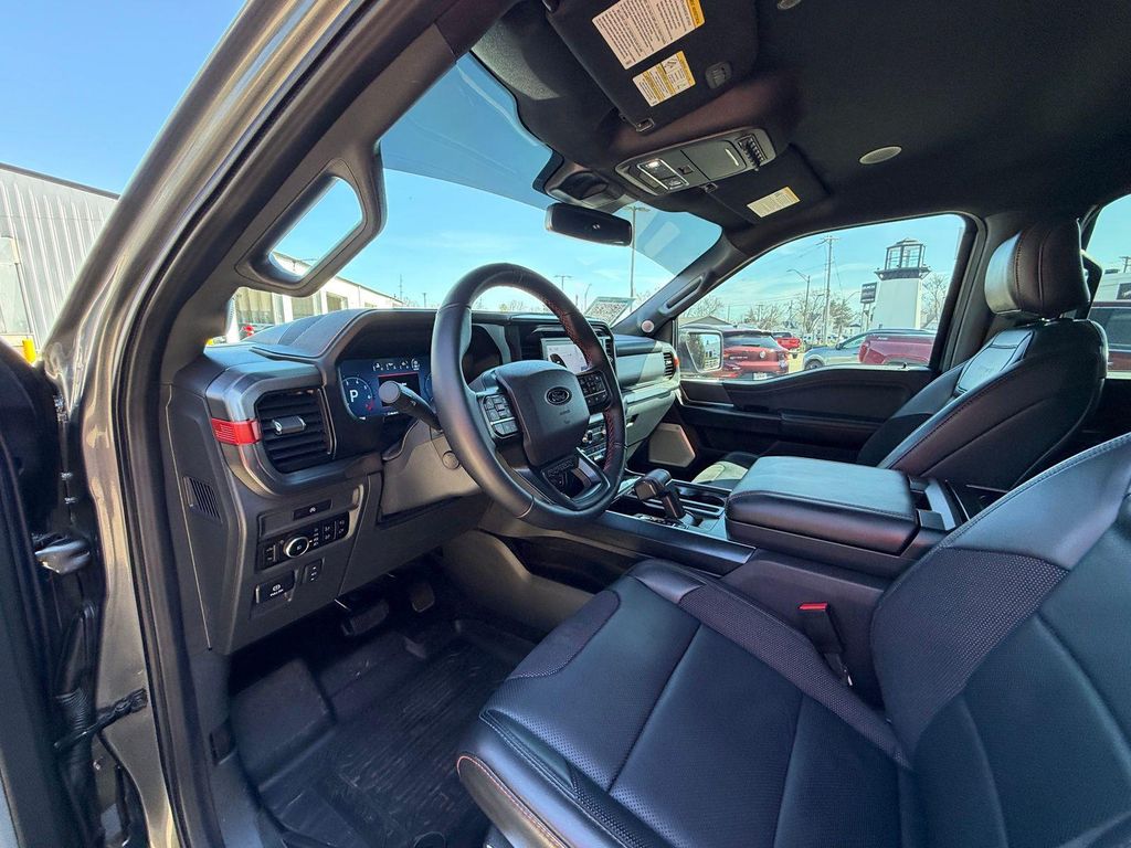 FORD F-150 RAPTOR - 10