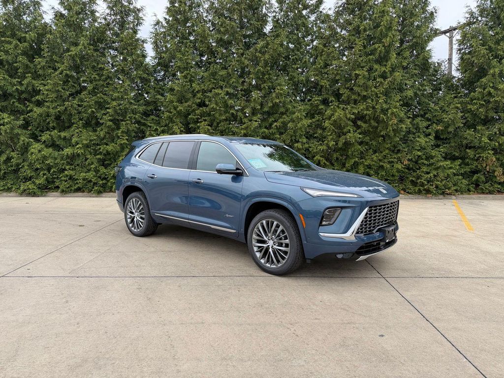 New 2026 Buick Enclave Avenir FWD