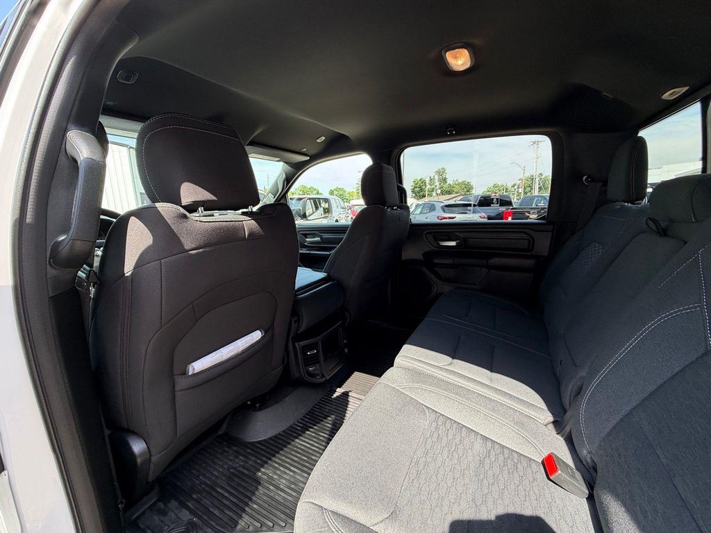 صورة مصغرة 32 لـ 2025 RAM 1500 WARLOCK CREW CAB 4X4 5'7' BOX